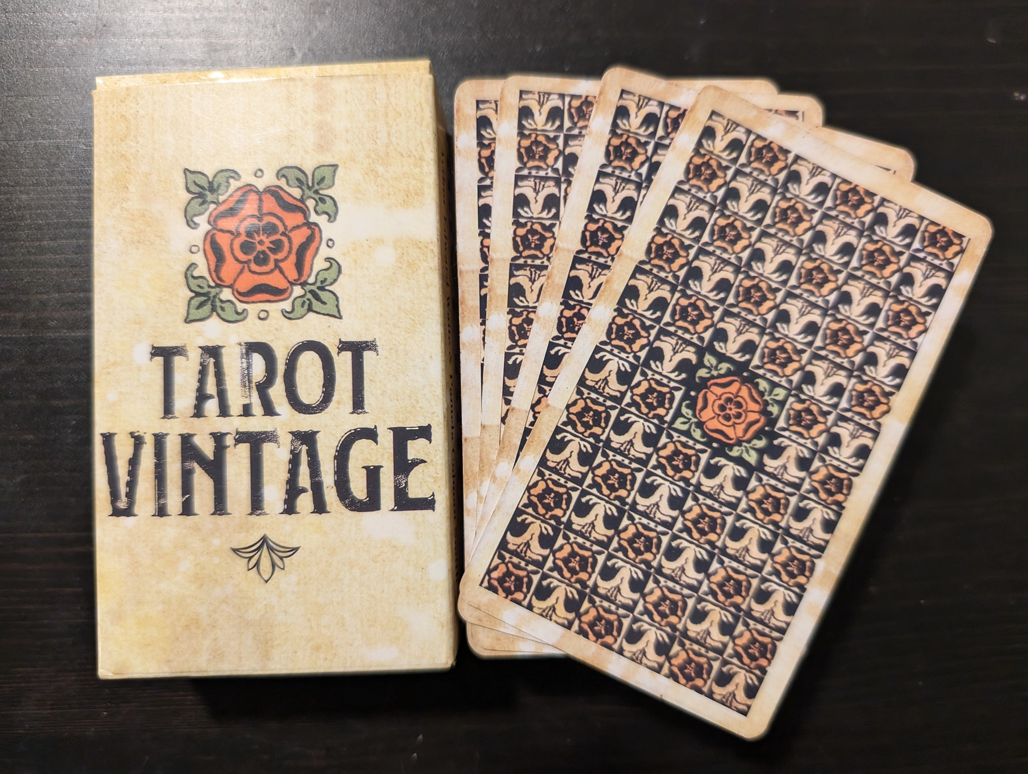 Tarot Vintage box and back of card stack